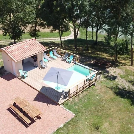 Dom wakacyjny Maison De Campagne, Bord De Lac, Piscine, Billard 11 Per Plieux