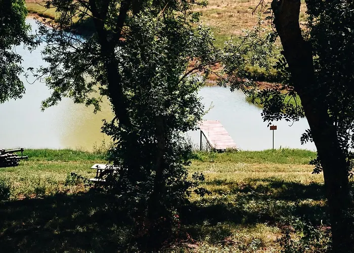 Dom wakacyjny Maison De Campagne, Bord De Lac, Piscine, Billard 11 Per Plieux