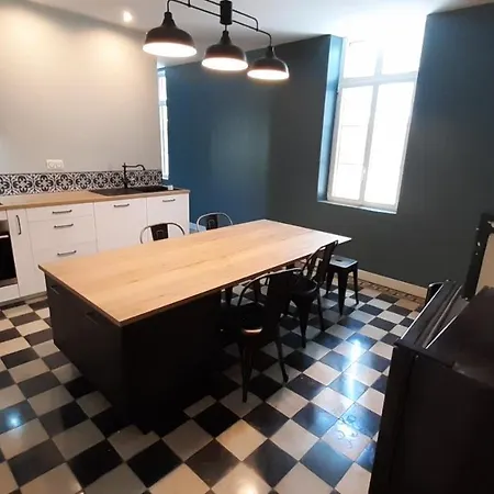 Maison De Campagne, Bord De Lac, Piscine, Billard 11 Per